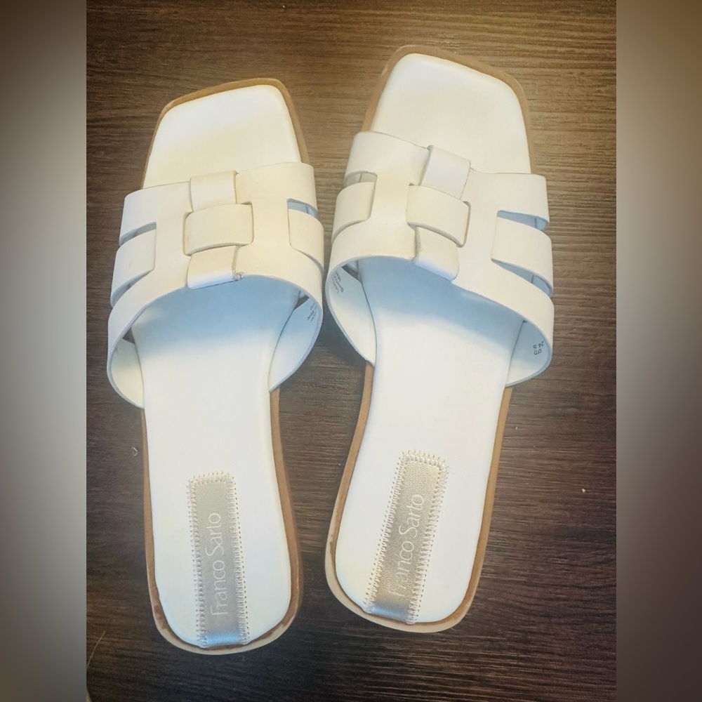 Preloved sandals - white and great condition